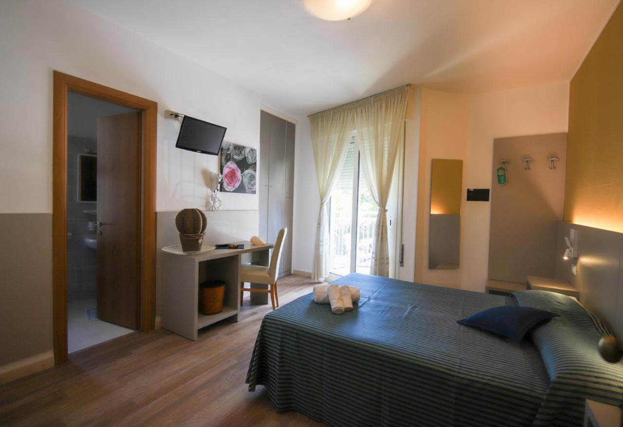 Hotel Stockholm Lido di Jesolo Eksteriør bilde