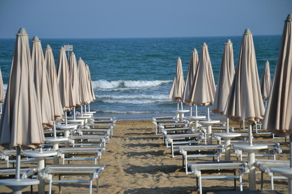 Hotel Stockholm Lido di Jesolo Eksteriør bilde