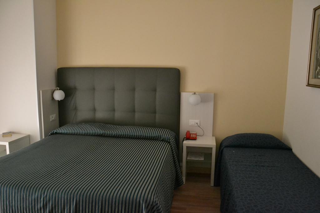 Hotel Stockholm Lido di Jesolo Eksteriør bilde