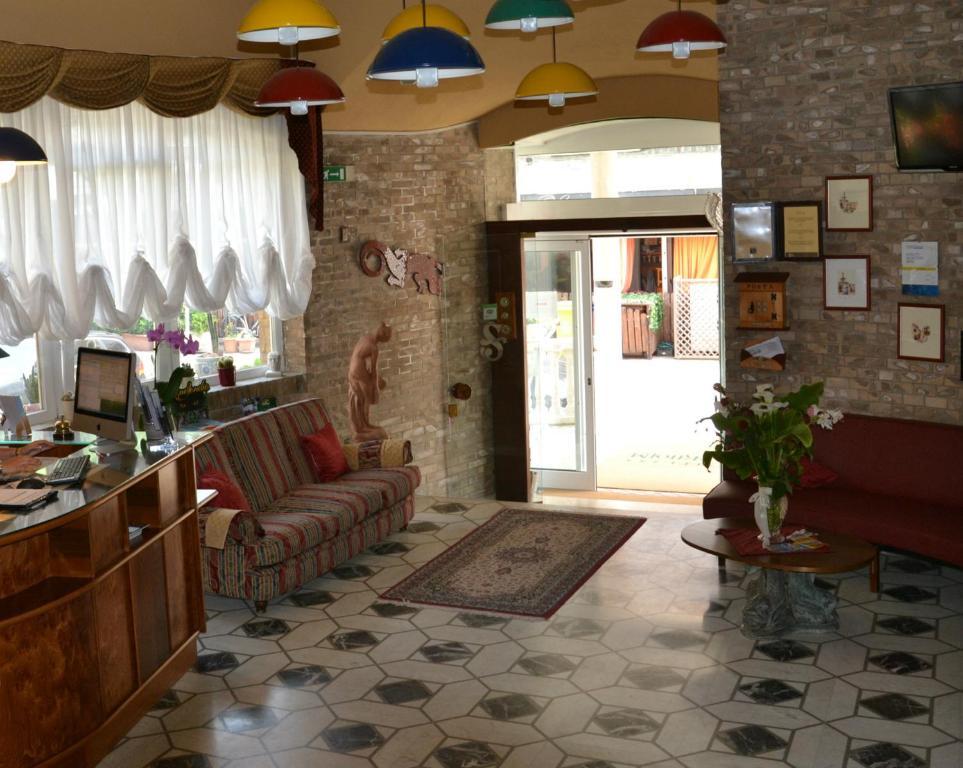 Hotel Stockholm Lido di Jesolo Eksteriør bilde