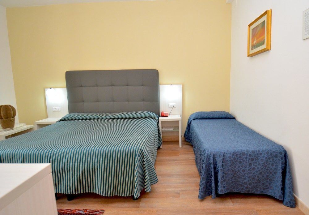 Hotel Stockholm Lido di Jesolo Eksteriør bilde