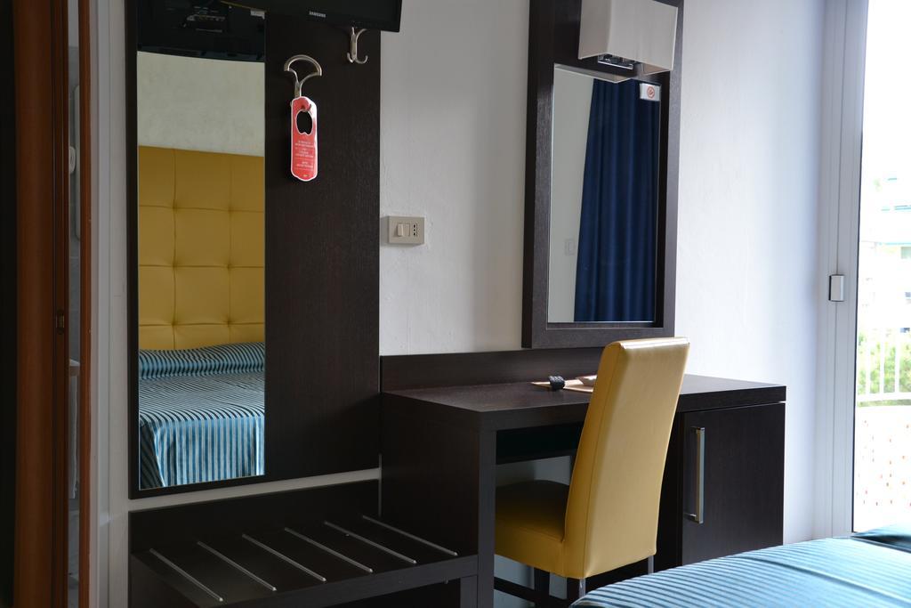 Hotel Stockholm Lido di Jesolo Rom bilde